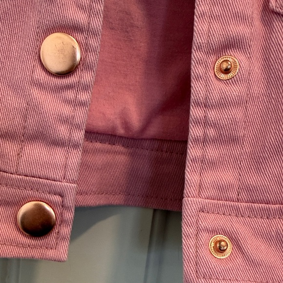 Disney Minnie Mouse Light Pink Denim Jacket with Bow Accents Size XS - Picture 4 of 12